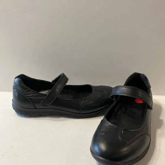 Ecco Women's Black Leather Velcro Mary Jane Ballet Flat Shoes Size 8.5, EU 38 - Picture 4 of 7
